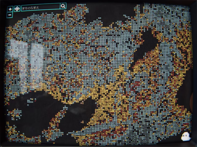 じぱんぐライクの画面：グレーとゴールドのタイルセット